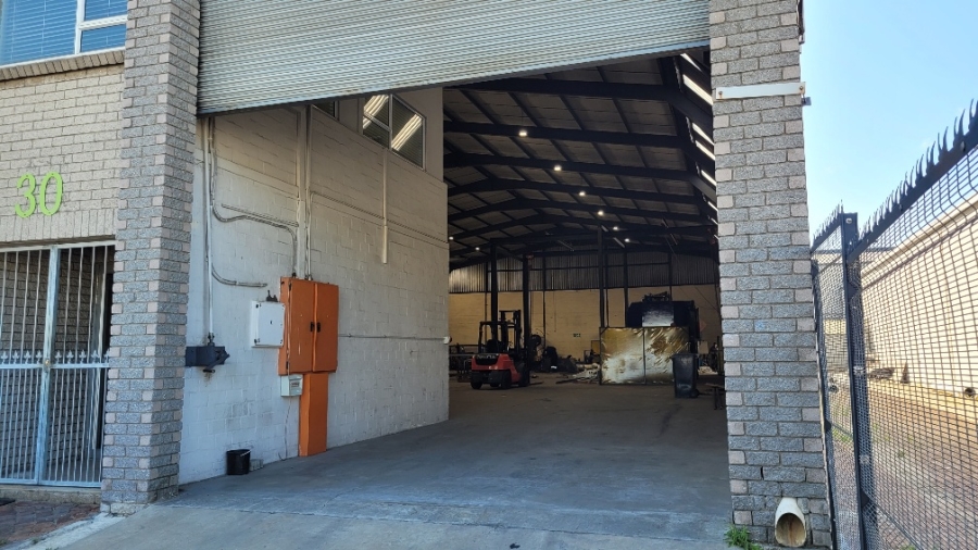 To Let commercial Property for Rent in Parow Industrial Western Cape